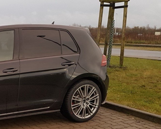 H&R Spurverbreiterung Trak+ DRA schwarz für Volkswagen (VW) Golf 7 Facelift 